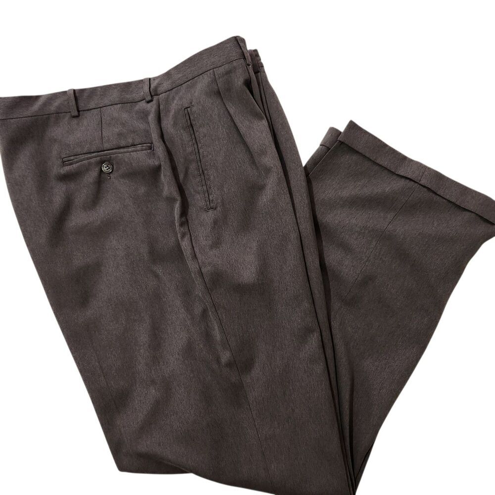 Haggar Black Label Dress Mens Pants Size 40x32 Dark Gray Color Pleated